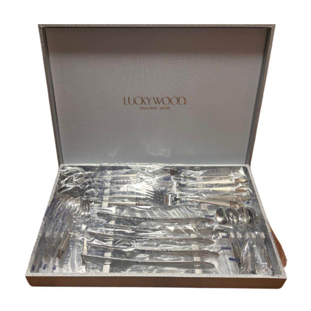 未使用　LUCKYWOOD ラッキーウッド カトラリー ソルテア ディナーセット
