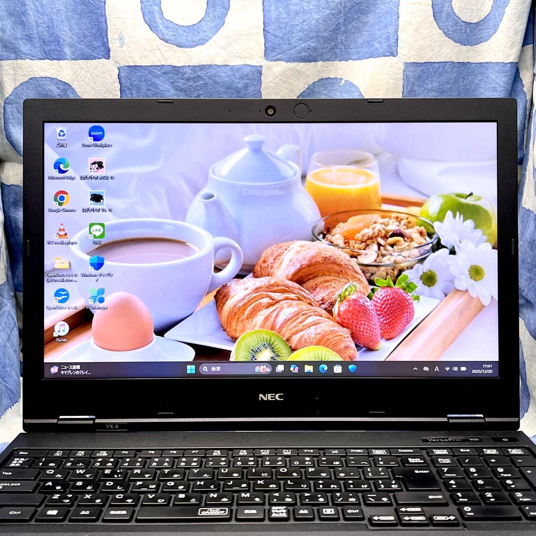 第8世代♡快適SSD +HDD☆マットな黒ノートパソコン♪カメラ付き！Win11