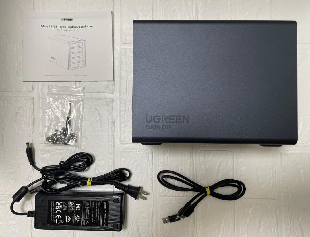 【外箱なし・未使用に近い】UGREEN ５ベイ RAID対応