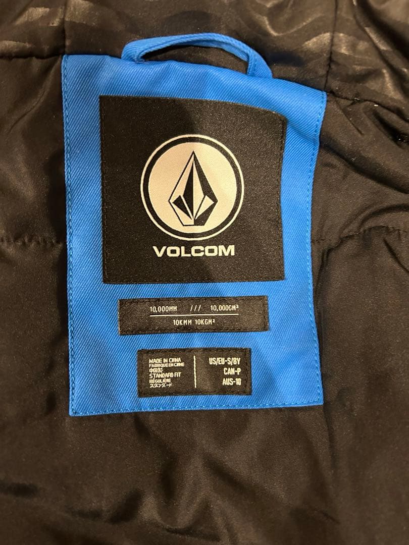 2*5様 上下セット　130〜140cm相当VOLCOM スノーボードウェア 美