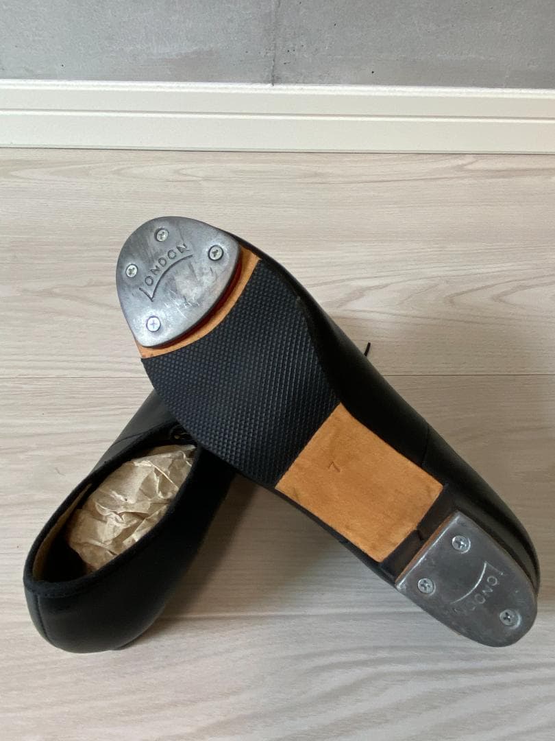 新品未使用　希少　入手困難　BLOCH タップシューズ サイズ7
