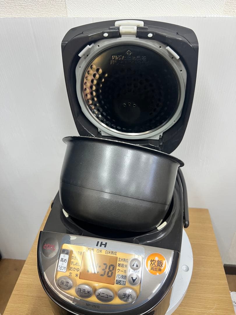 【ZOJIRUSHI 】IH炊飯ジャー NP-VN10 5.5合 2018年製