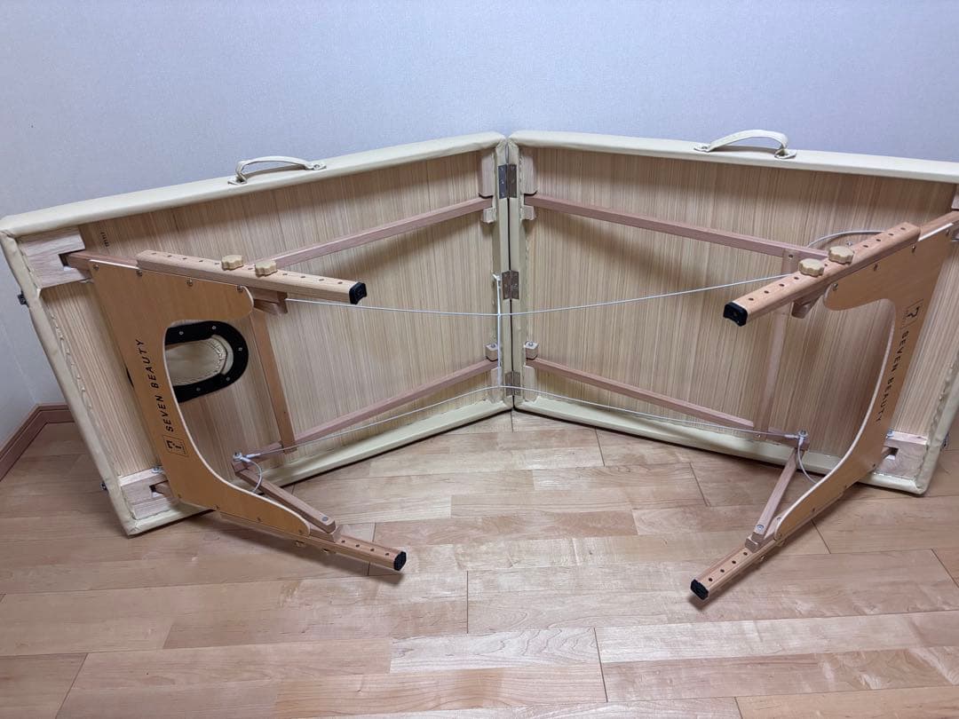 施術ベッド折りたたみベッド クリーム色 合成皮革