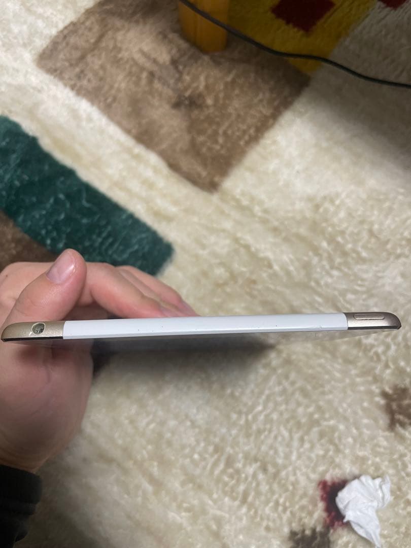 iPad mini 4 128GB ゴールド wifi+cellular