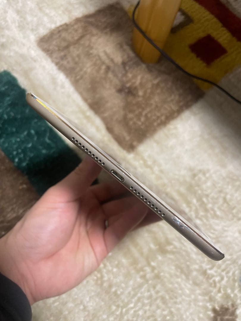 iPad mini 4 128GB ゴールド wifi+cellular