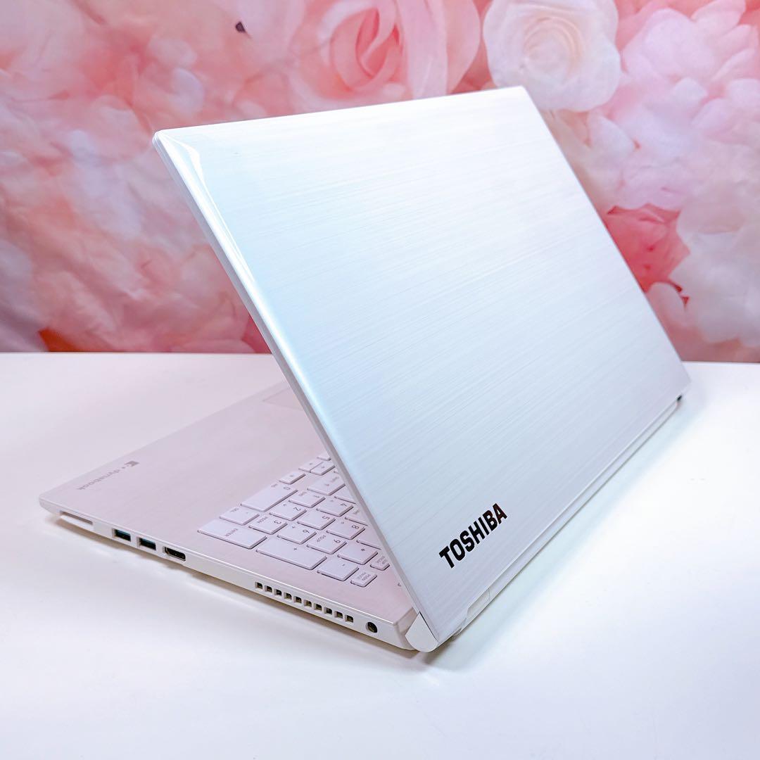 美品✨ 新品SSD✨ノートパソコン windows11✨カメラ✨オフィス 薄型