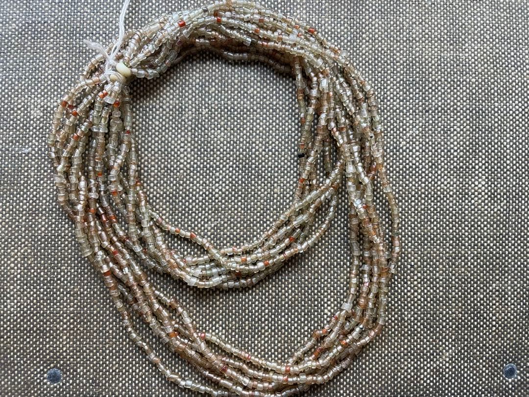 アンティーク硝子ビーズネックレス６連オレンジ色