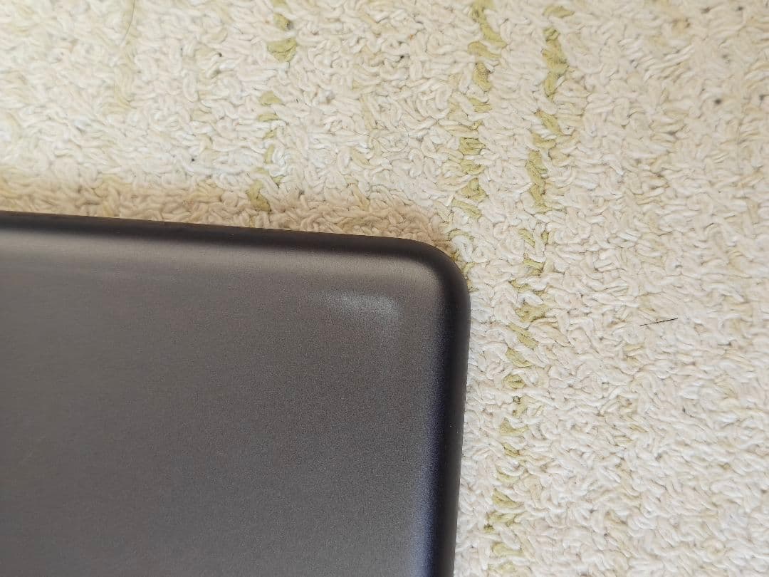 iPad 8世代 無印 128GB 箱付き 保護シート付き