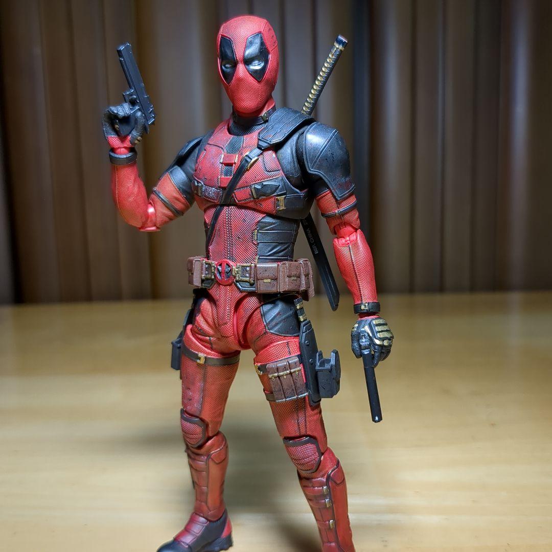 フィギュアーツ デッドプール　ウルヴァリン　(バトルダメージ仕様) 2体セット