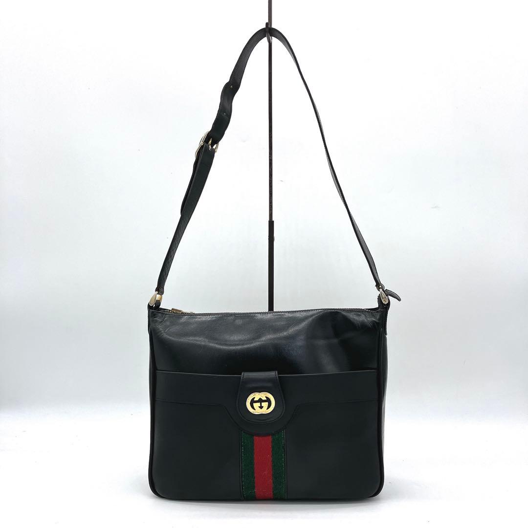 【GUCCI】ショルダーバッグ　シェリーライン　インターロッキング　レザー　黒色
