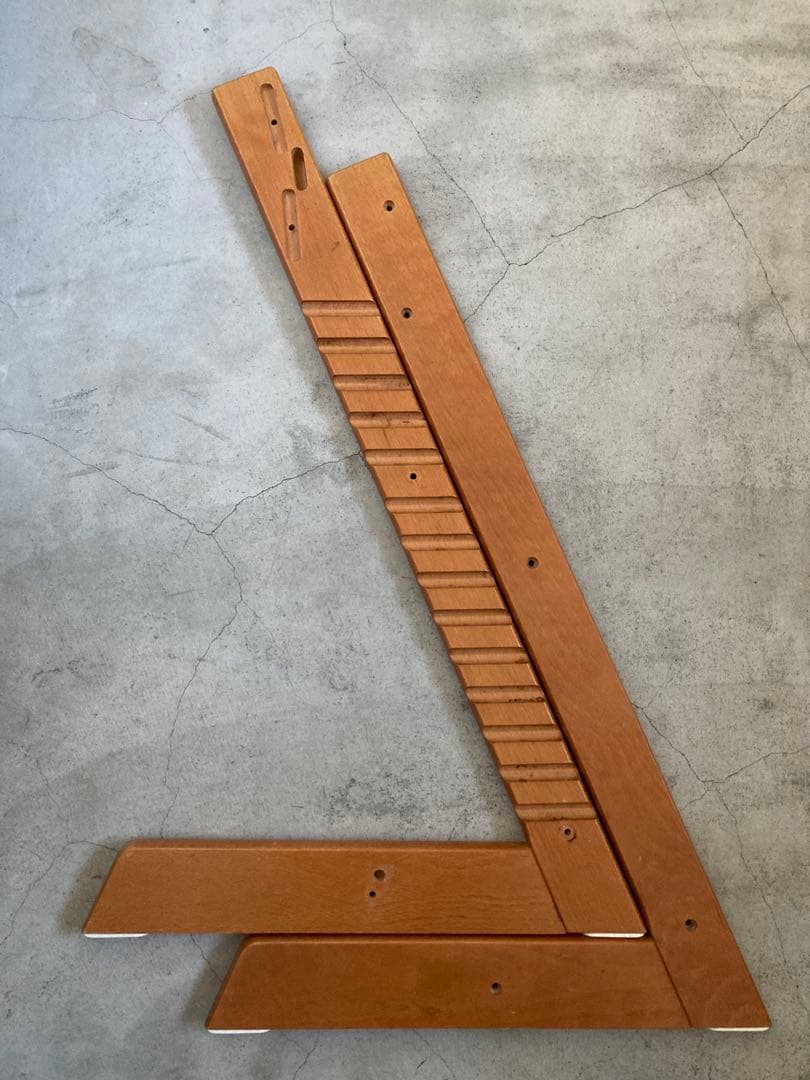 ストッケ　トリップトラップ　チェリー　ベビーセット付　S/N3