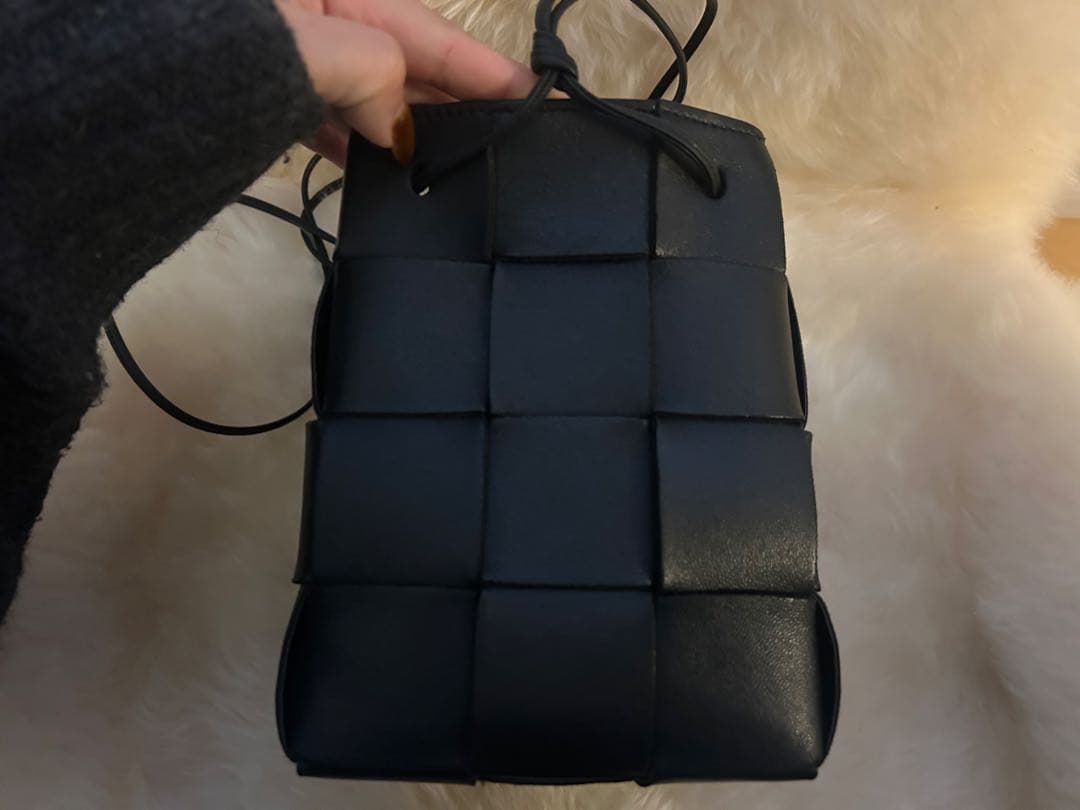 ボッテガヴェネタ　スモールカセットバッグ