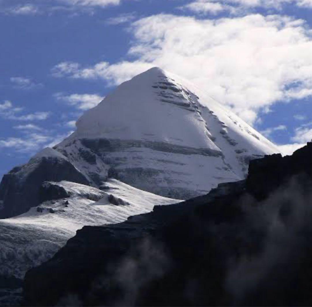 7/2 スペシャル価格✨美✨超希少✨特大2.3kgAAAAAカイラス水晶 ✨✨✨