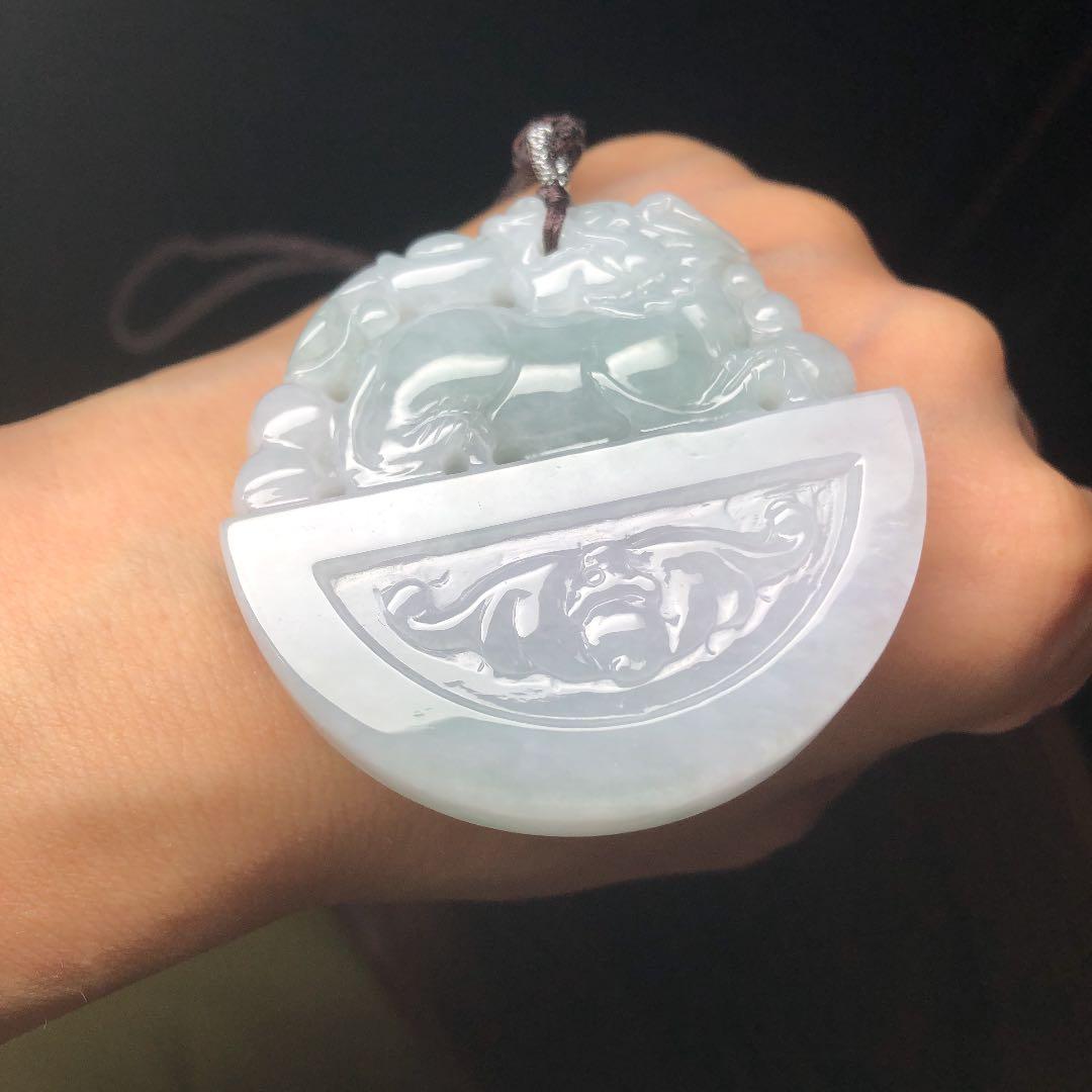 本翡翠　氷潤レトロ風貔貅、蝙蝠