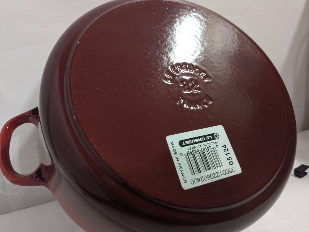 Le Creuset ル・クルーゼ 22cm　ココット　両手鍋　チェリーレッド