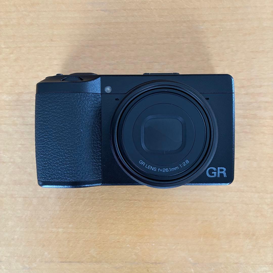 RICOH GR IIIx リコー 純正バッテリーチャージャー、ストラップ付き