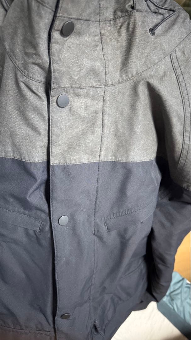 BURTON スノーウェア 美品 Sサイズ(日本L相当) 値下げ不可