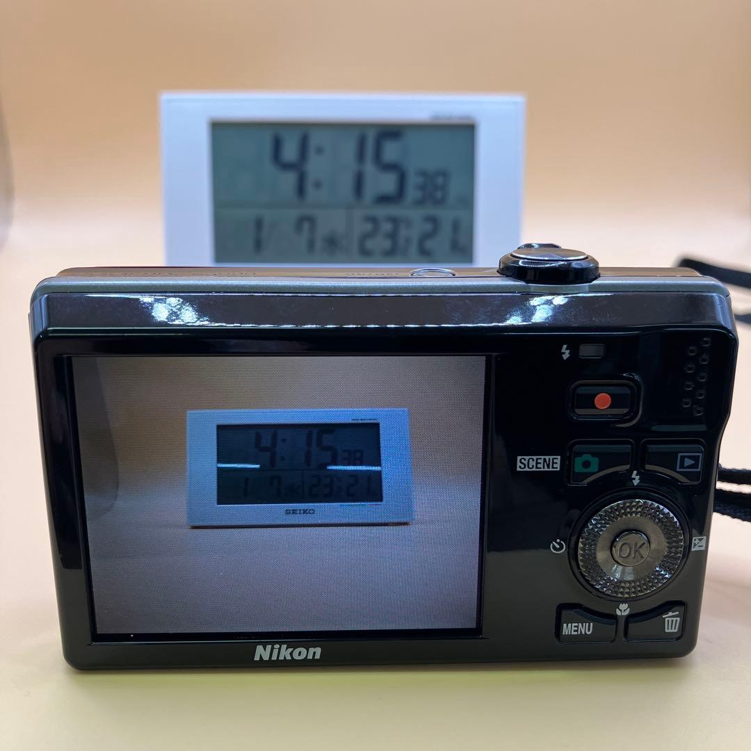 Nikon S6000 デジタルカメラ　1984