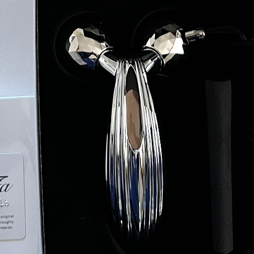 【ReFa】新品・未使用 CARAT RAY(リファカラットレイ)シルバー