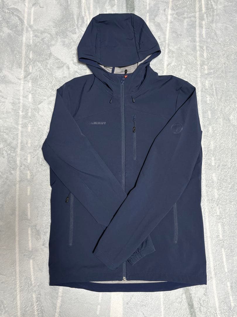 MAMMUT(マムート) フード付きジャケット