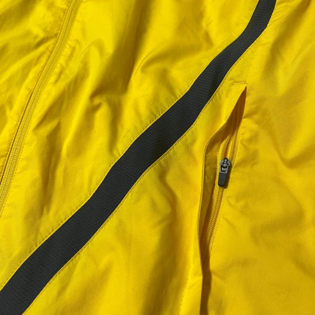 2011/2012 バルセロナ ナイロンジャケット