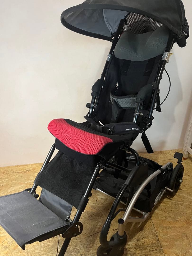 ピグレオ　ティルト　3 折りたたみ　介護車いす　RIGLEO