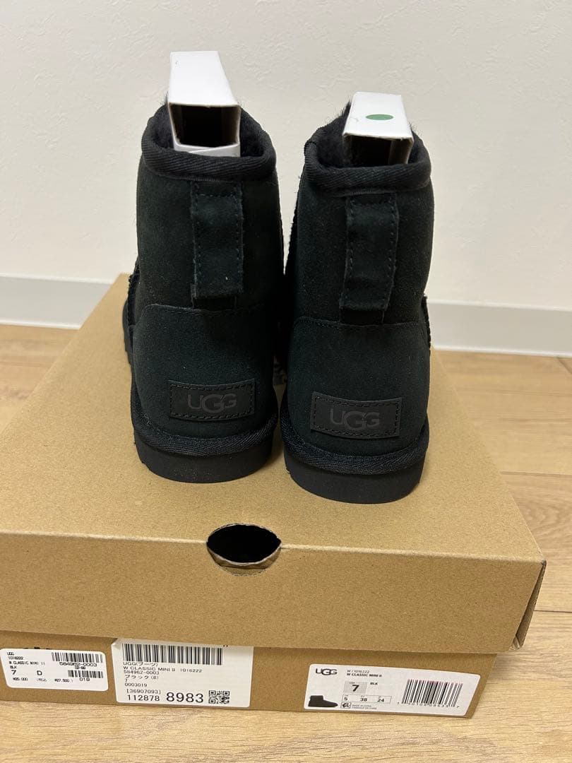【新品未使用】UGG W CLASSIC MINI II ブラック 7