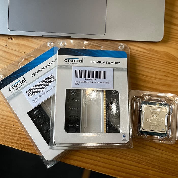 Mac Pro Late 2013 12コア 32GB D500　512GB