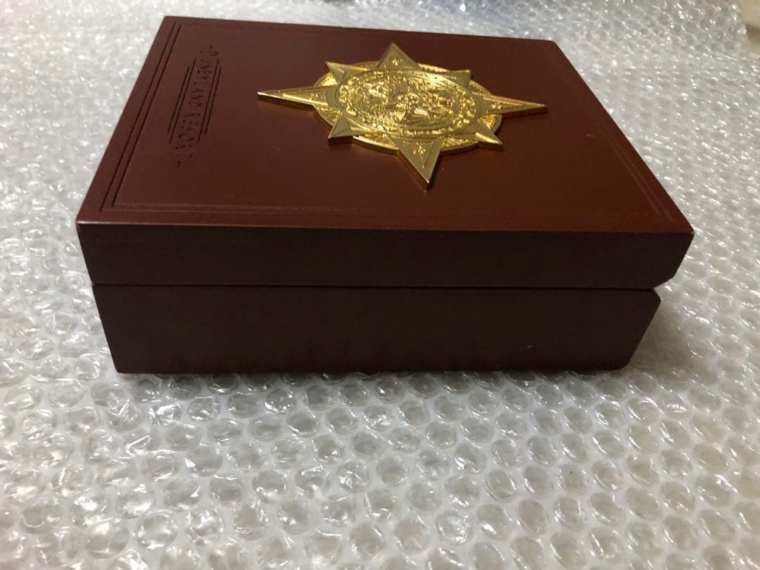 限定 貴重 Disneyカルフォルニア ディズニーランド コンパス ピンバッジ