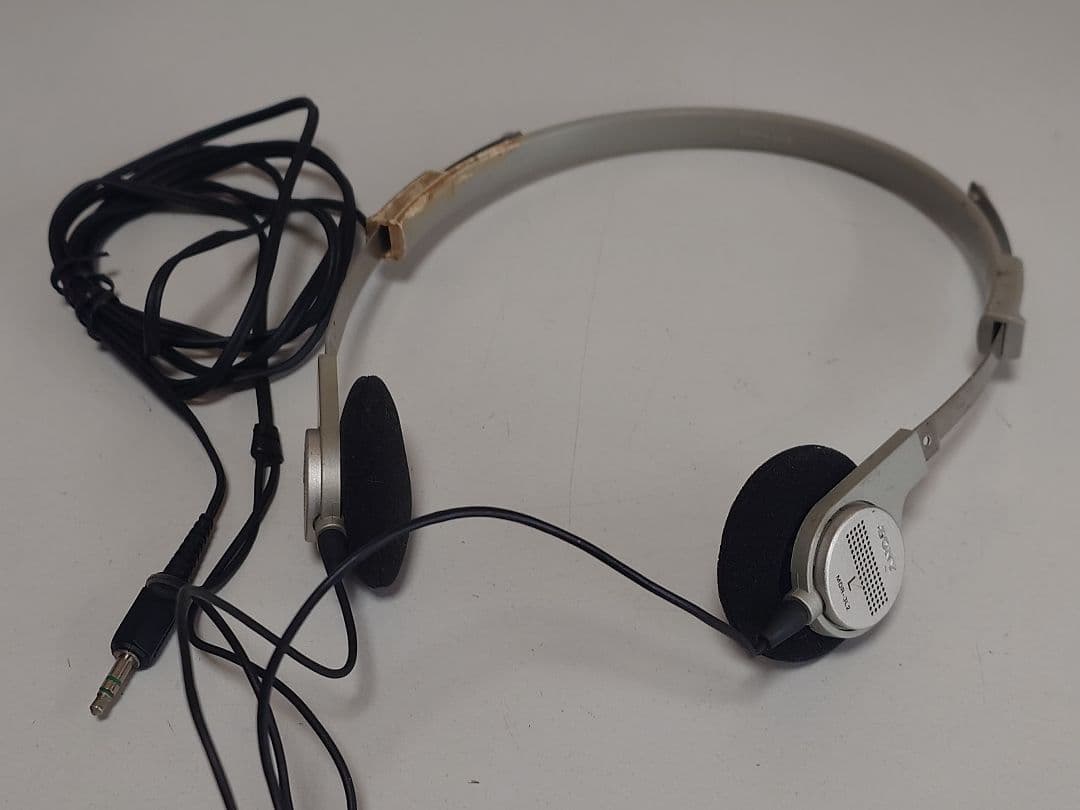 SONY 初期ウォークマン用レトロヘッドフォン 高音質 MDR-3L2 ジャンク
