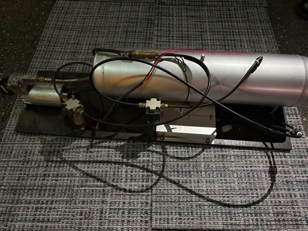 BIRTH プレミアムコンプリート エアサスペンションキットワゴンR用です！