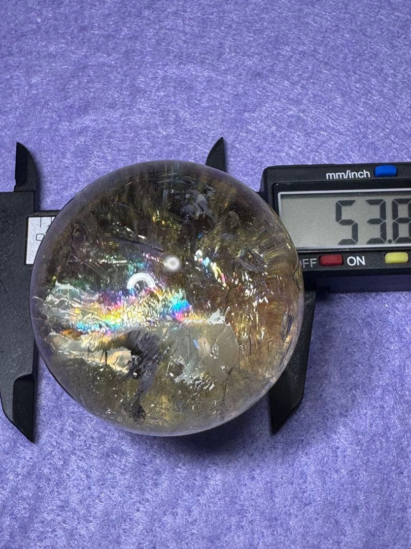 実物超綺麗　大玉5.3センチ　台座付き 虹入り シトリン 丸玉