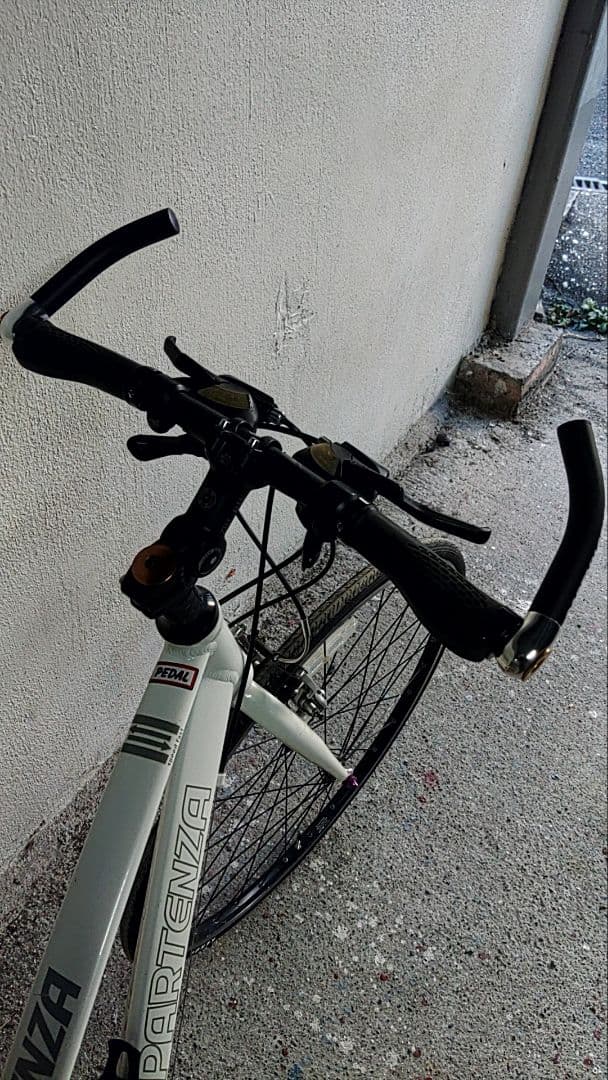 PARTENZA クロスバイク 700C【カスタム】大阪引取限定