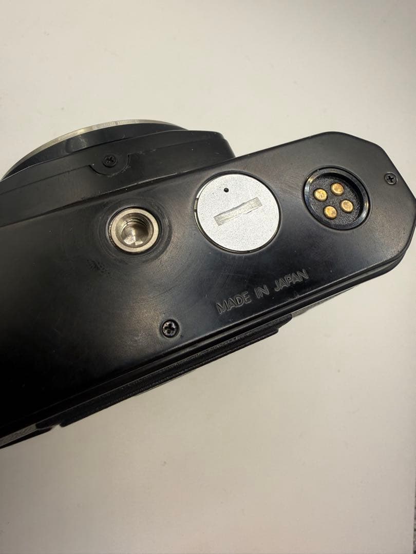 Nikon FM2 ブラック + Zoom-Nikkor 28-85mm セット