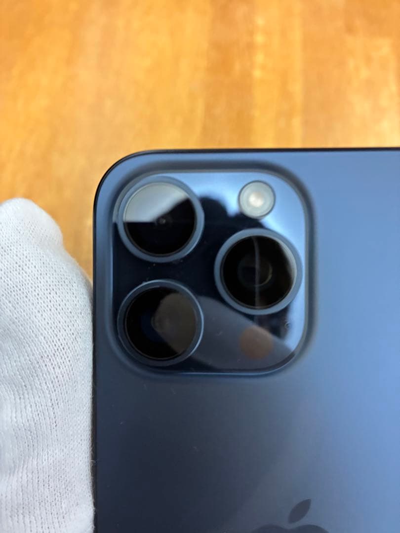 【美品】iPhone 15 Pro Max SIMフリー