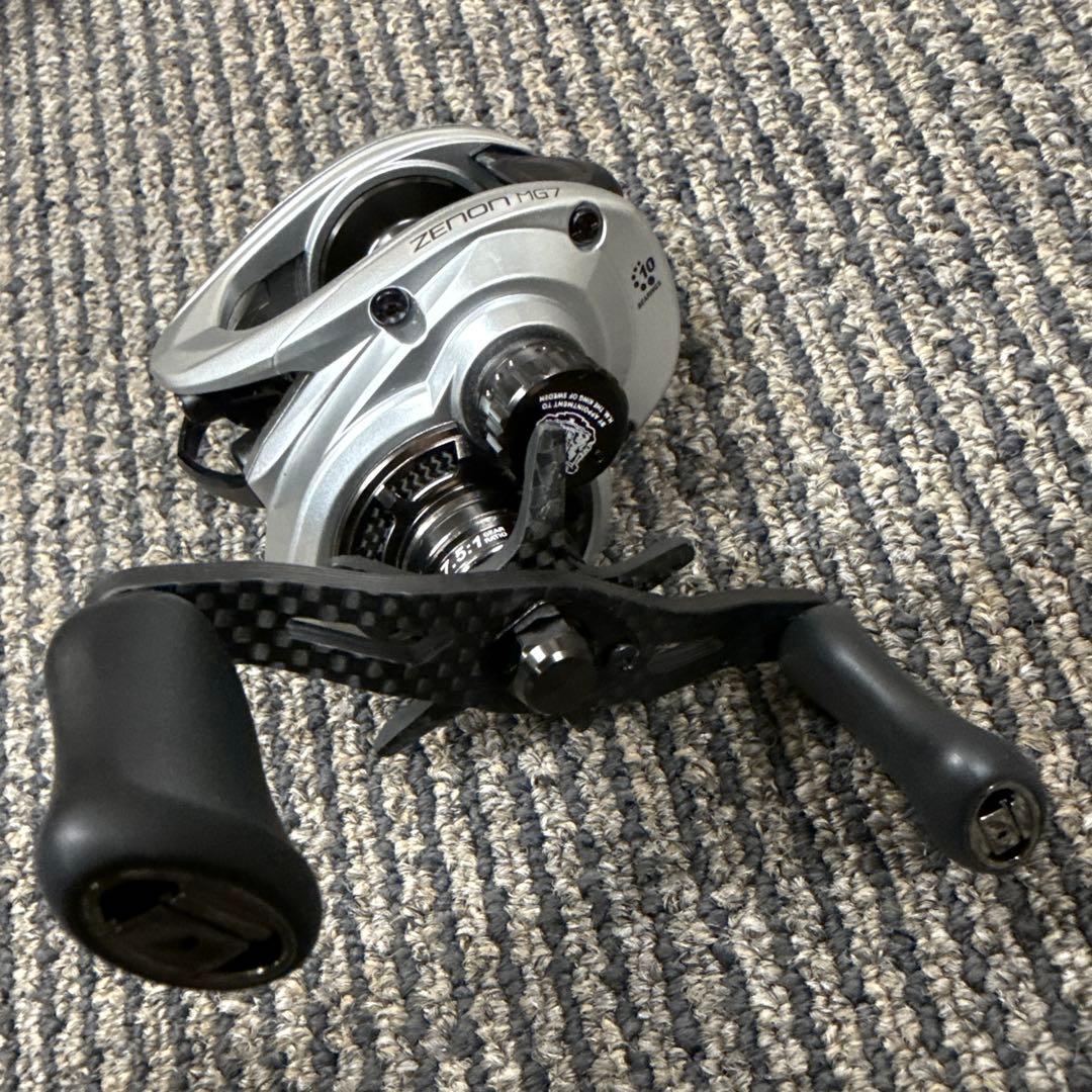 アブ　ゼノン MG7 左ハンドル　Abu Garucia ZENON MG7-L