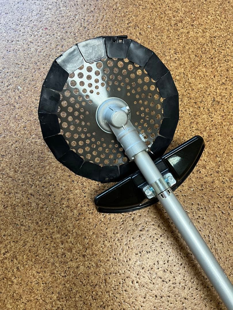 美品　マルヤマ　エンジン草刈機　BIGM BK2060 1点