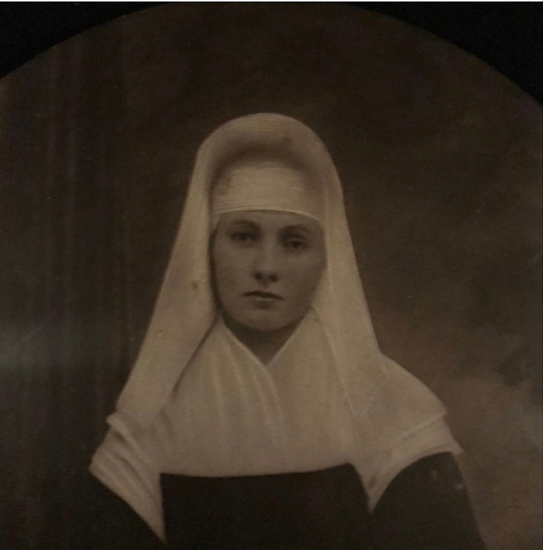 希少　フランス　アンティーク　修道女　ブロカン　プレート　写真　フォト　キリスト