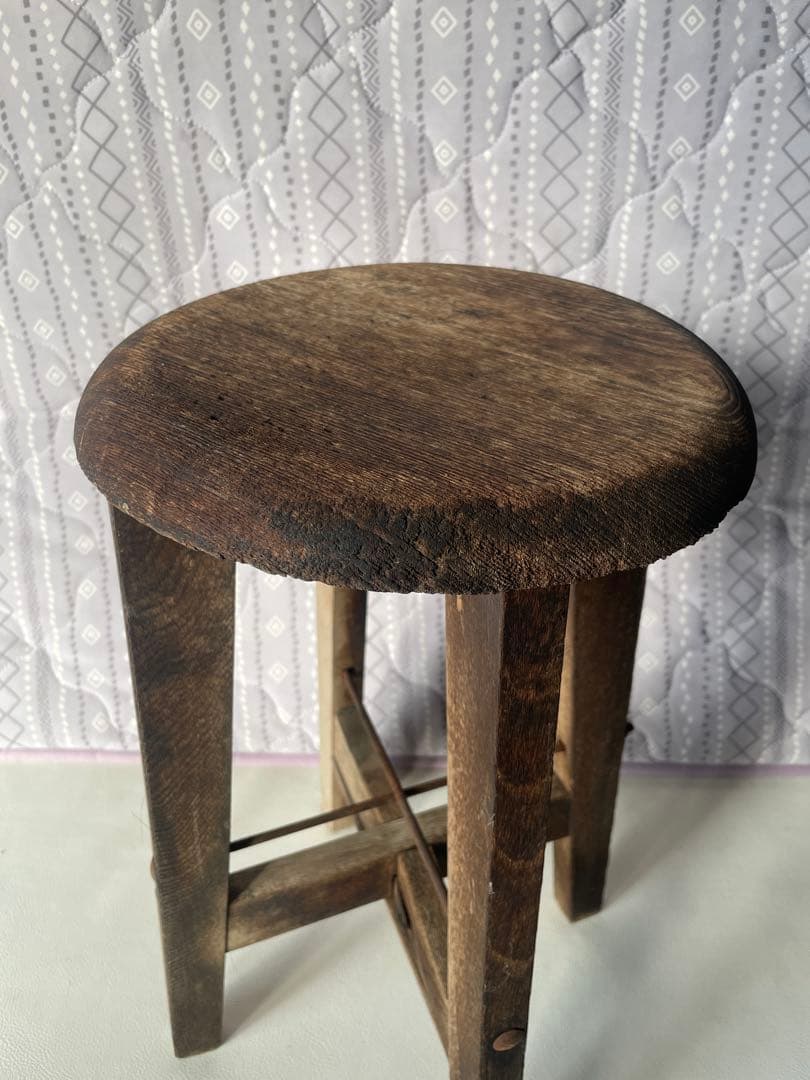かなり古い 丸椅子 木製 スツール レトロ アンティーク ヴィンテージ チェア