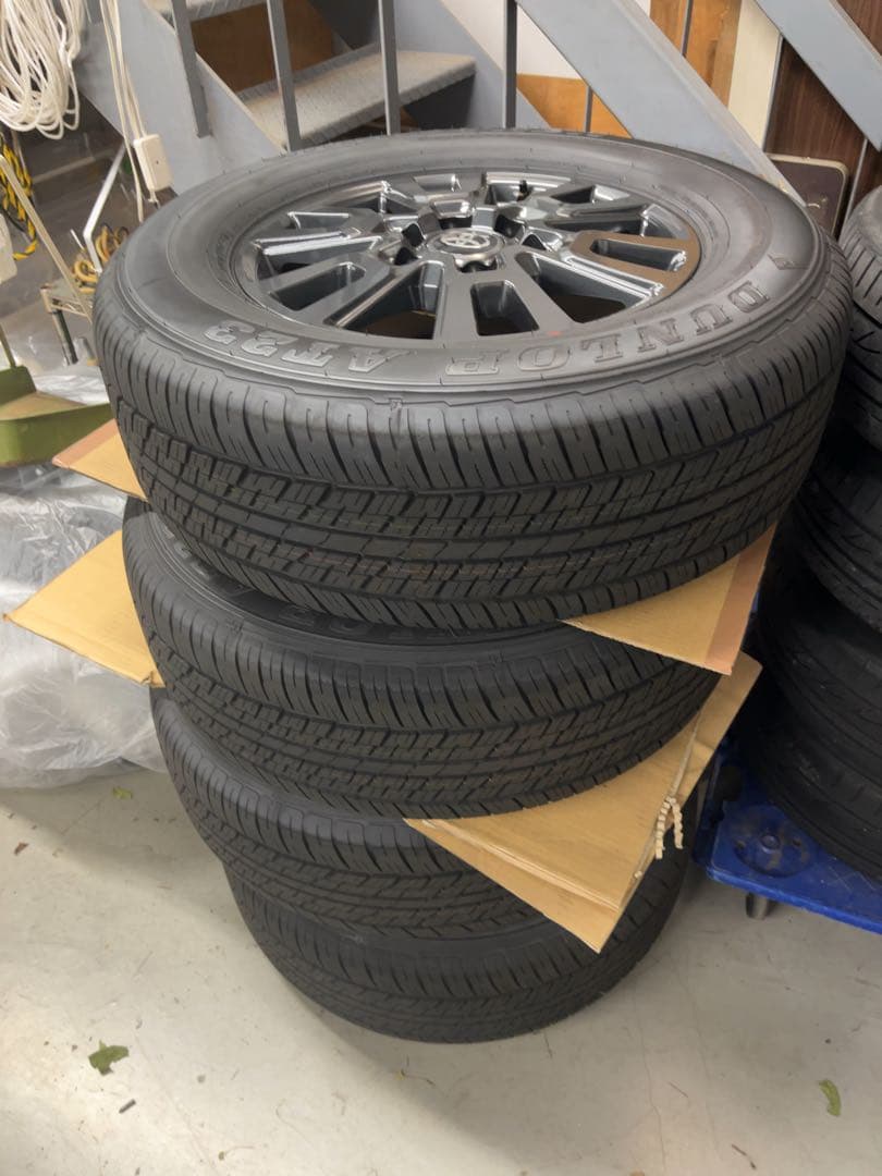 ランクル250 純正　 265/65R18 タイヤ4本セット　新車外し