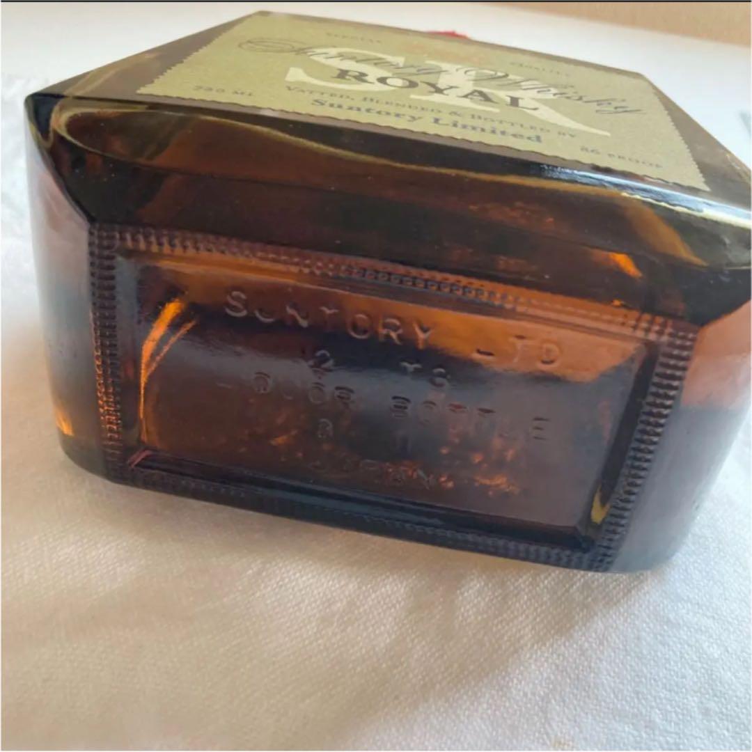 サントリー　RESERVE ウィスキーロイヤルSR