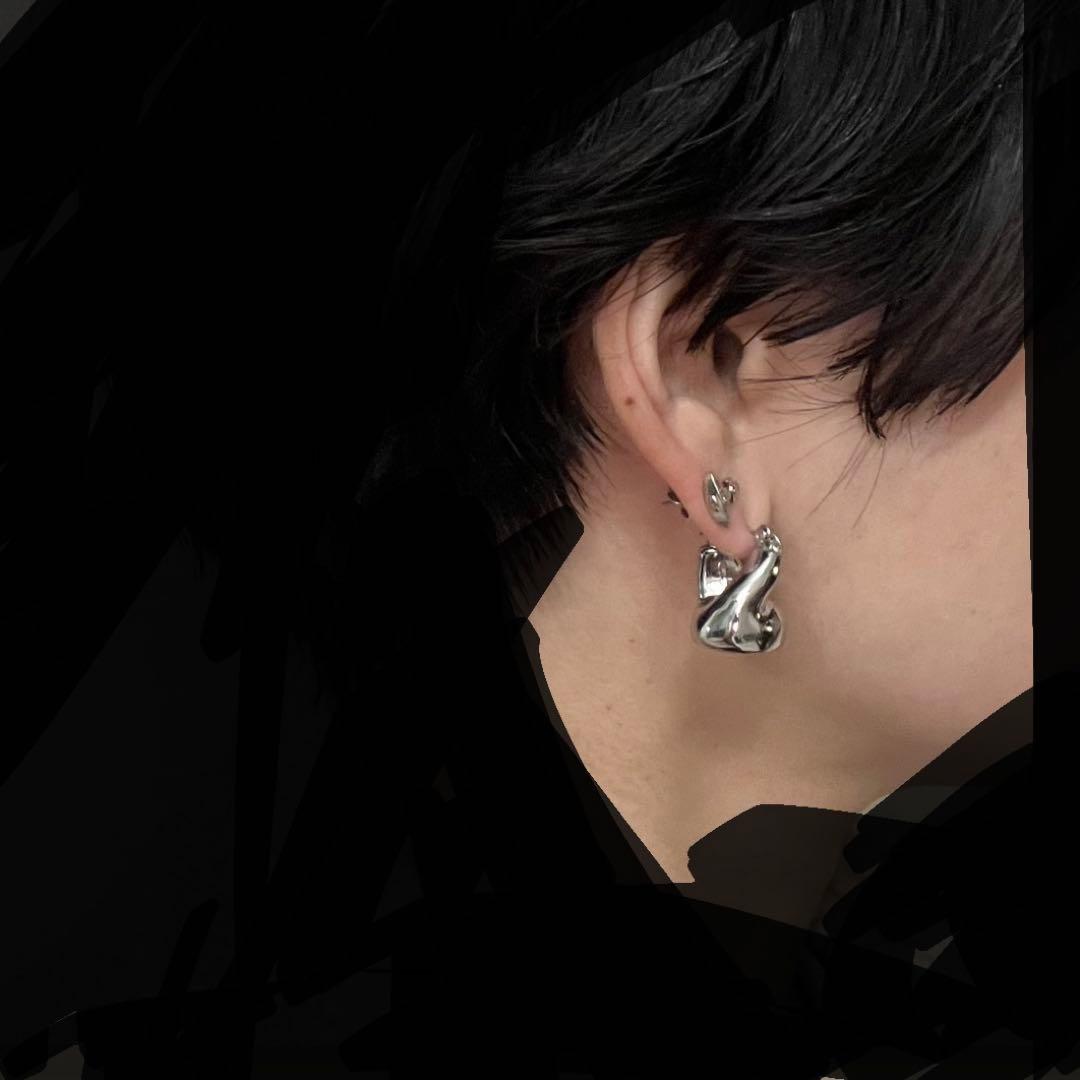 ISSEY MIYAKE （イッセイミヤケ）　ピアス