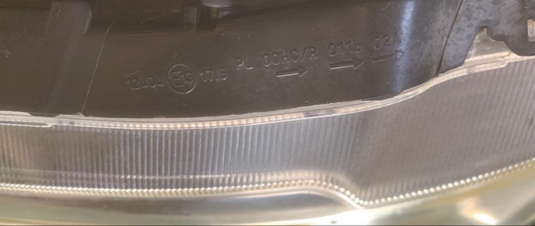 日産 キューブZ12左右ヘッドライト ハロゲンSTANLEY P8190