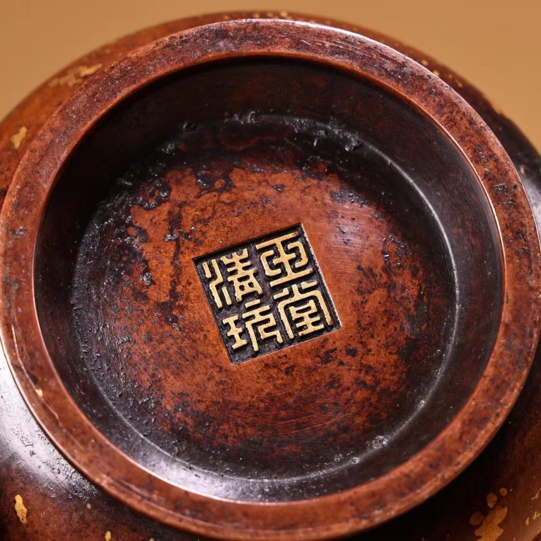 中国古美術・旧蔵鏨刻鍍金の熏香炉・純赤銅・純手作り・高浮彫・置物・茶道具・文房具