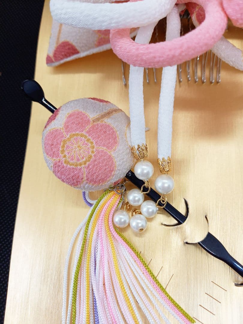 つまみ細工 簪セットももいろ 平打かんざし付 成人式 着物 振袖 コーム タイプ