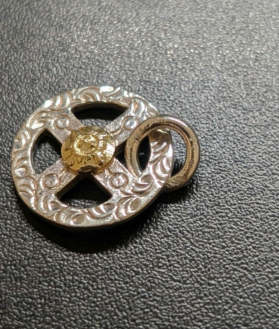 【美品】ファーストアローズ Ｋ１８付メディスンホイールメタル（チェーン受け用）