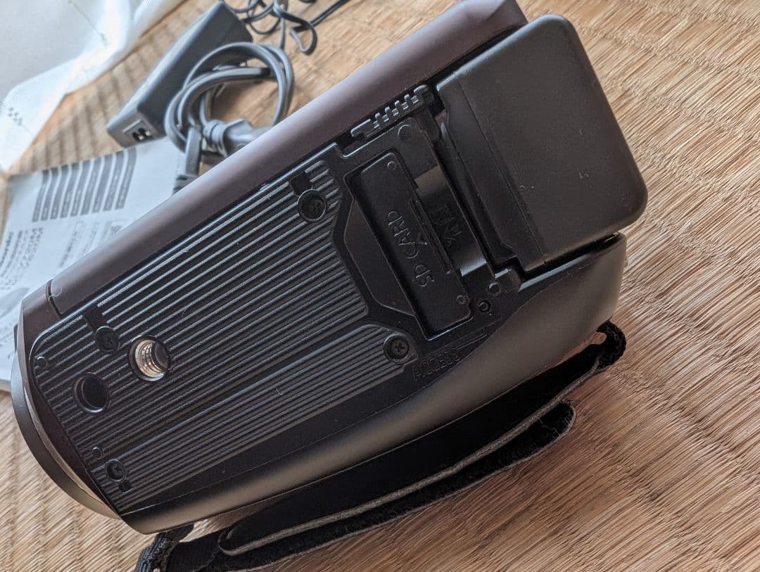 Panasonic HC-V620M ビデオカメラ 本体