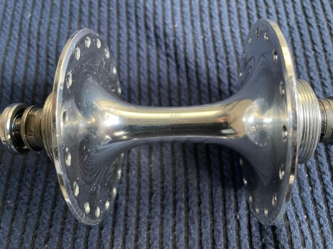 NJS YOSHIGAI GRANCOMPEPRO ハブ　競輪　ピスト