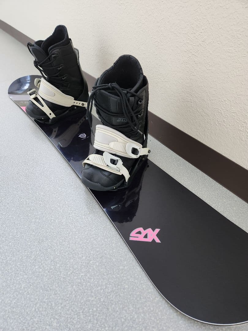 スノーボードセット 【美品】ボード約143㎝☆ビンディング☆ブーツ27㎝