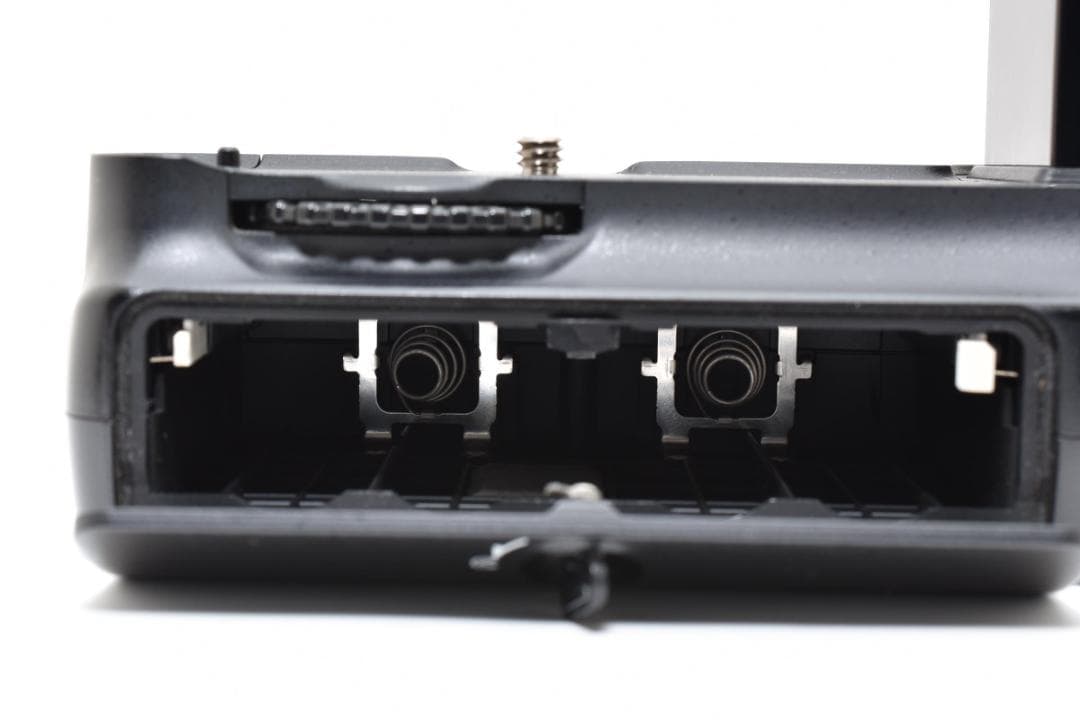 美品 NIKON バッテリーグリップ MB-D200 ニコン H140